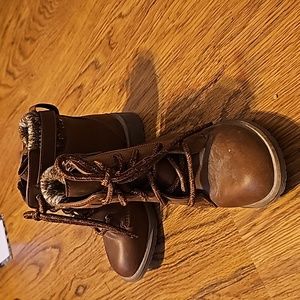 Size 10 brown lace up boots